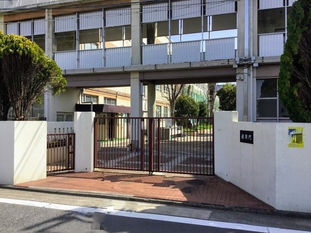 中学校　名古屋市立豊国中学校（中学校）まで472m