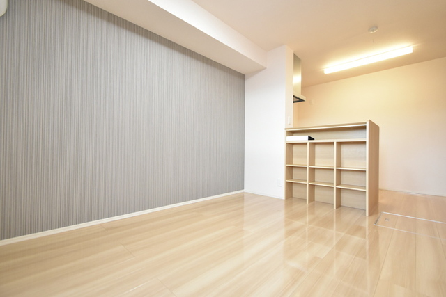 居室・リビング　ＬＤＫ　別アングル