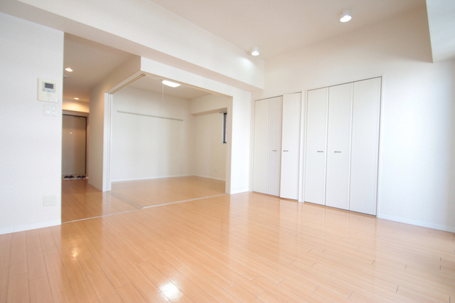 居室・リビング　※別室の参考写真です