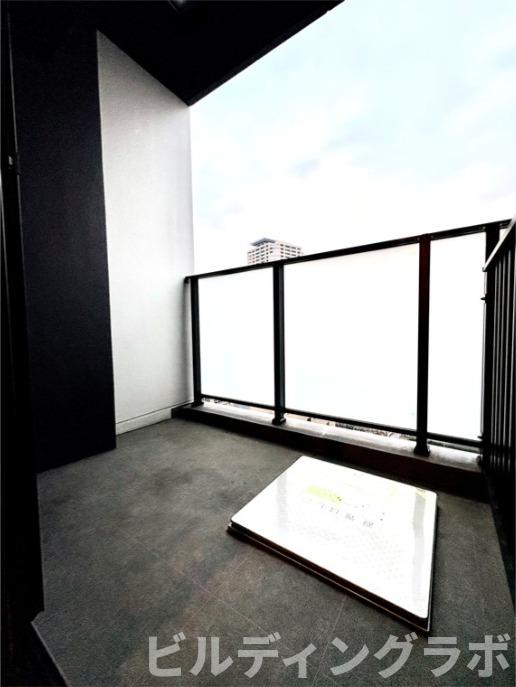 バルコニー　現況を優先いたします。