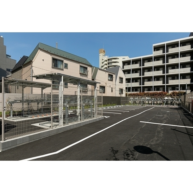 駐車場　駐輪場・駐車場２０２５年４月撮影