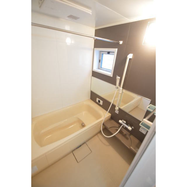 バス・シャワールーム　追い焚き　浴室乾燥機