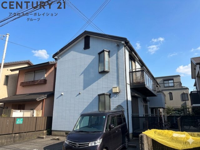 建物外観　敷地内に駐車場あります！