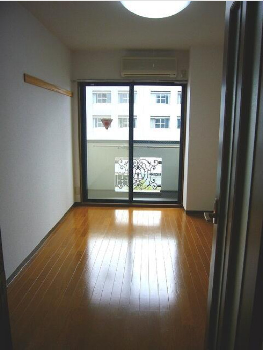 居室・リビング　同仕様写真