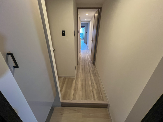 玄関　※別部屋の写真です