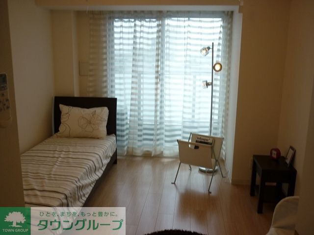 居室・リビング　庭