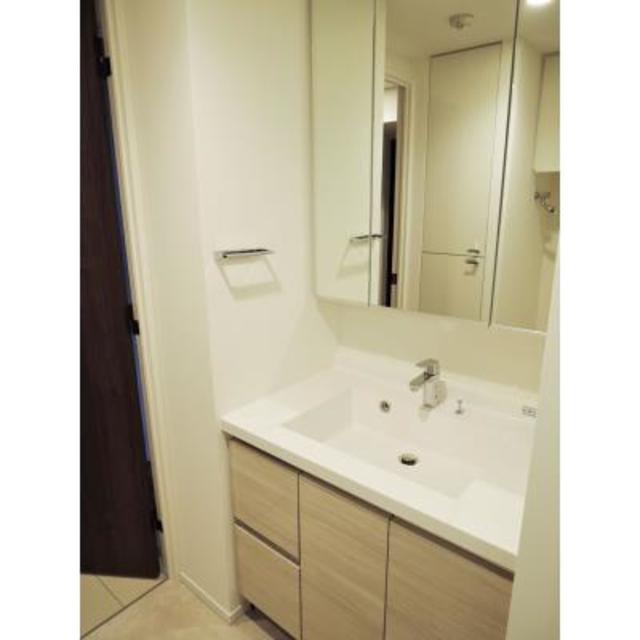 洗面設備　※写真は同タイプ住戸です。