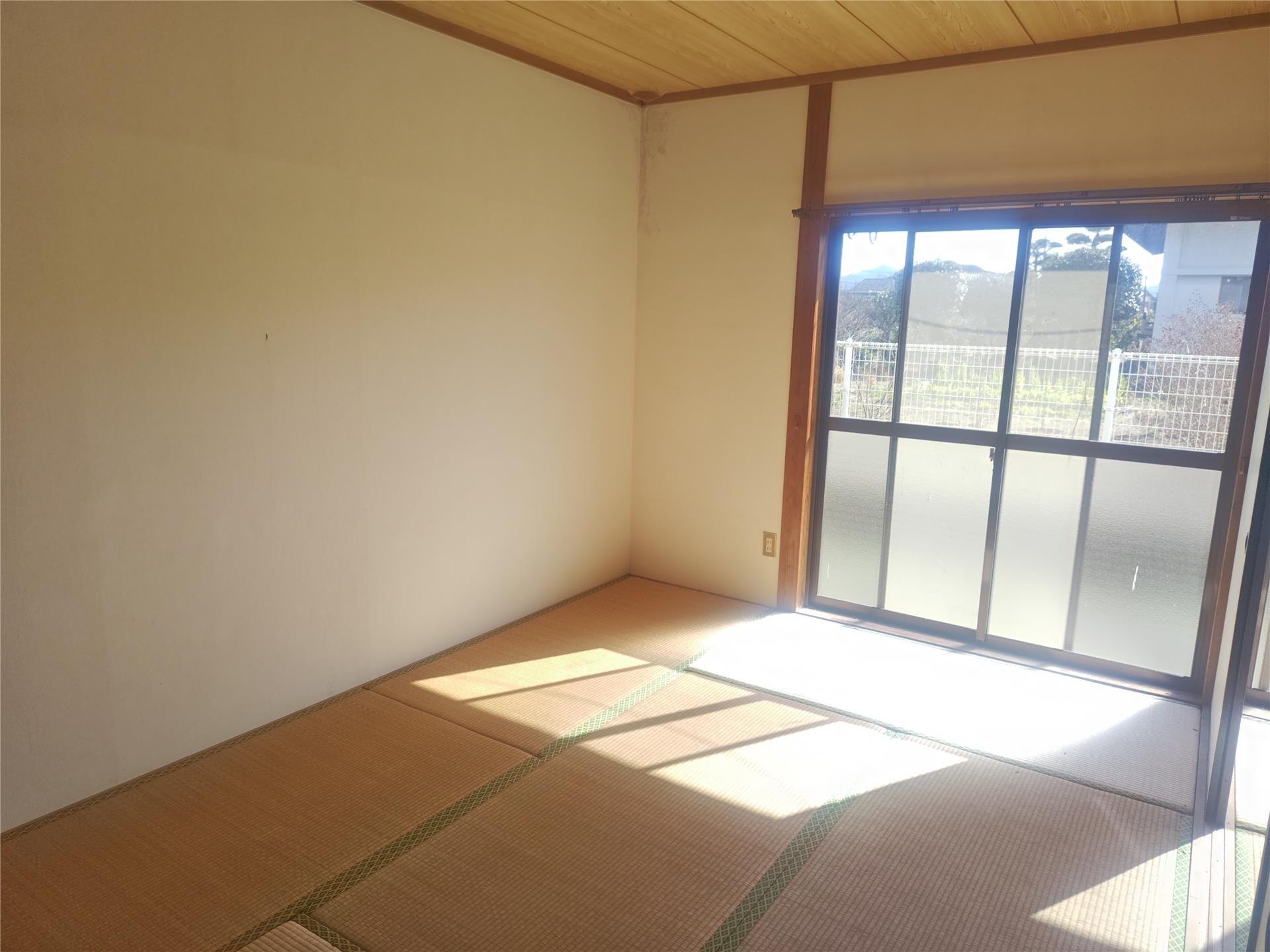 居室・リビング　※別室の写真を引用してます。