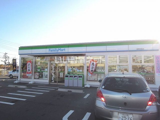 コンビニ　ファミリーマート岐阜旦島店（コンビニ）まで678m