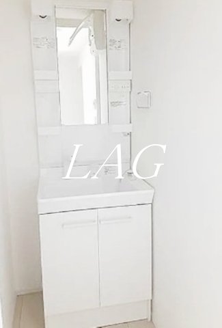 洗面設備　独立洗面台です。