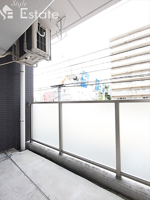 バルコニー　バルコニー