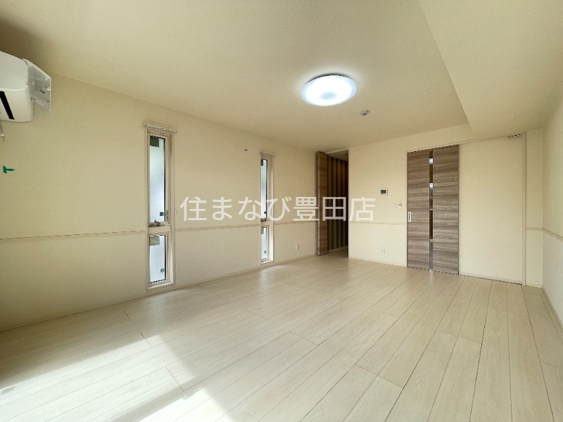居室・リビング　別部屋写真