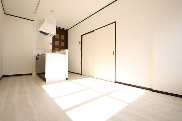 居室・リビング　※他部屋の参考写真の為、現状優先です。