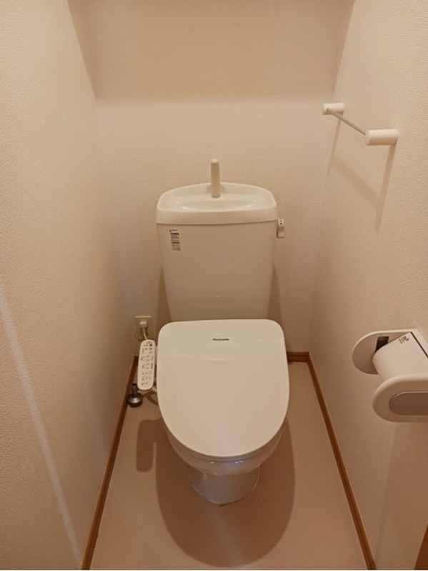 トイレ　図面と現状に相違がある場合には現状を優先