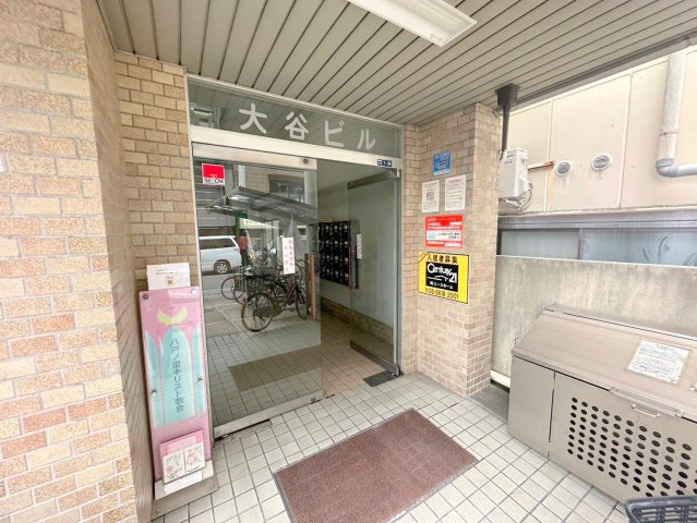 エントランス　綺麗なエントランスです。