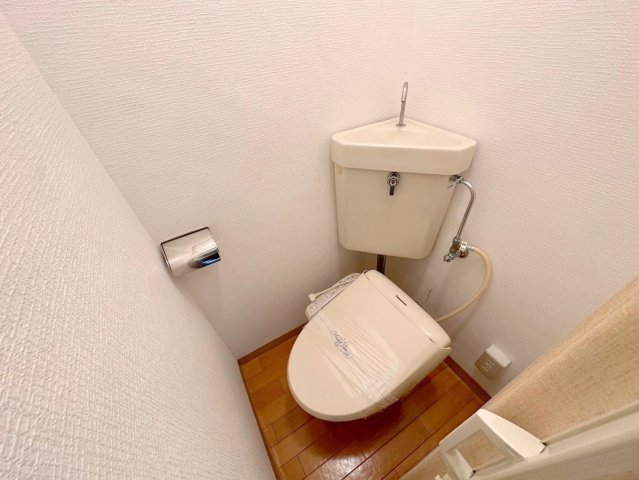 トイレ　清潔感のあるトイレは、誰もがリラックスできる空間です。