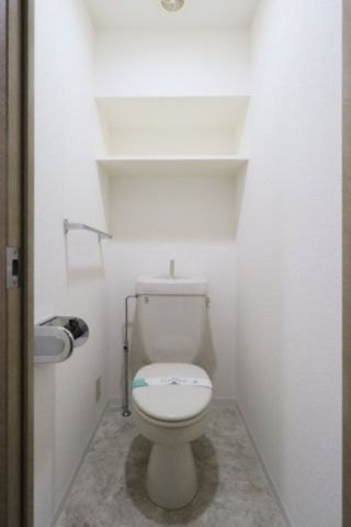トイレ　（別タイプ参考写真）プレール東池袋　豊島区東池袋２