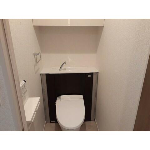 トイレ　ウォシュレット完備☆