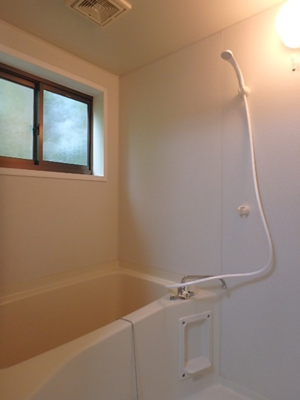 バス・シャワールーム　図面と現状に相違がある場合には現状を優先