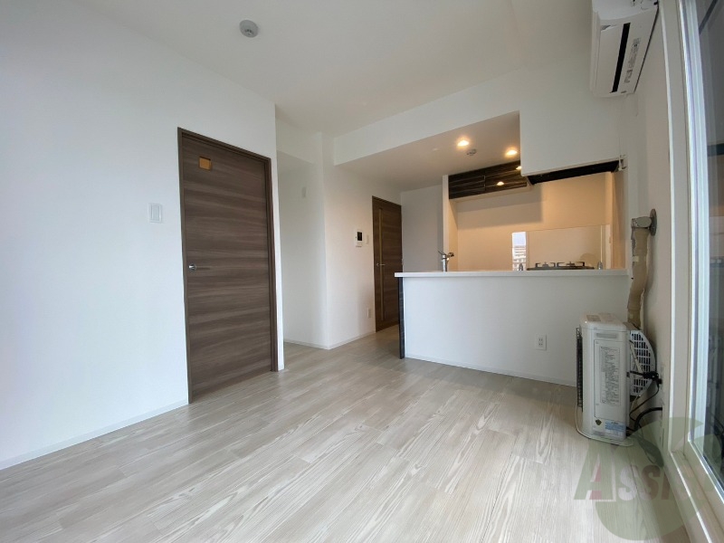 居室・リビング　広くてきれいなリビングです！快適に過ごせそうですね。