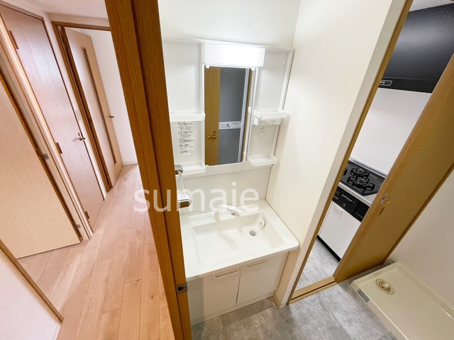 洗面設備　独立洗面台です。