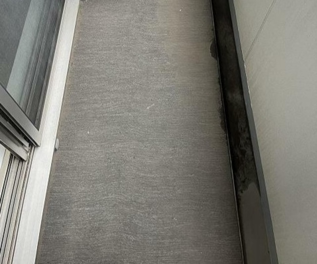 バルコニー　バルコニーあります