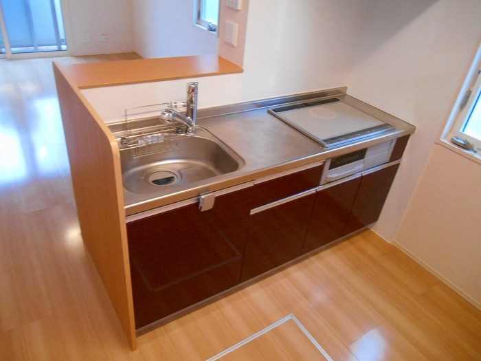 キッチン　同物件別部屋参考写真です