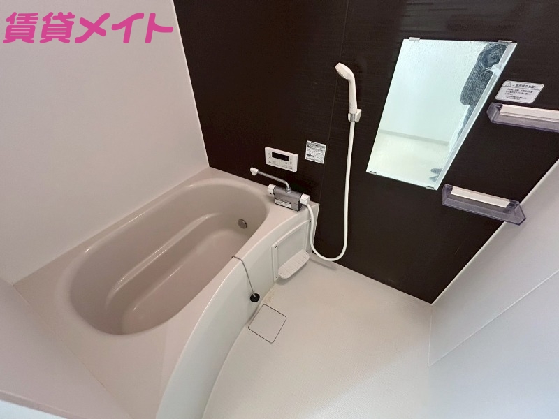 バス・シャワールーム　同型参考写真