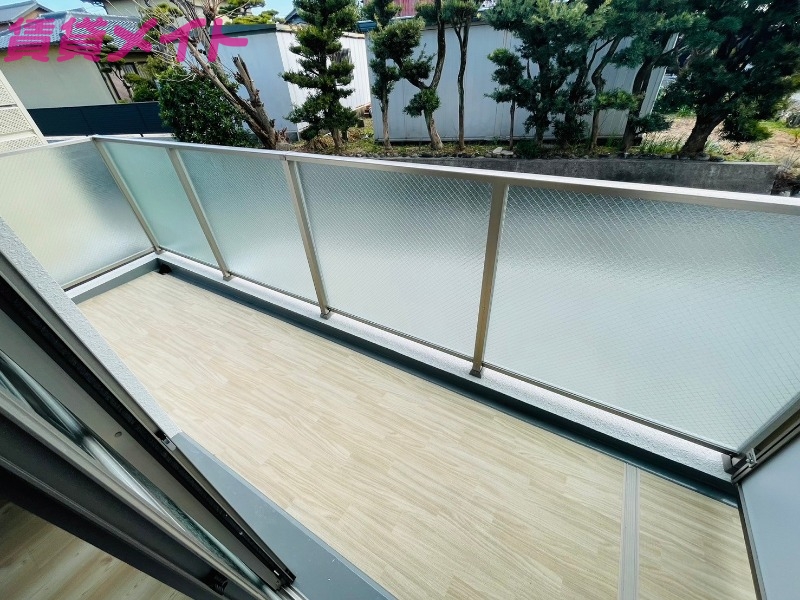 バルコニー　同型参考写真