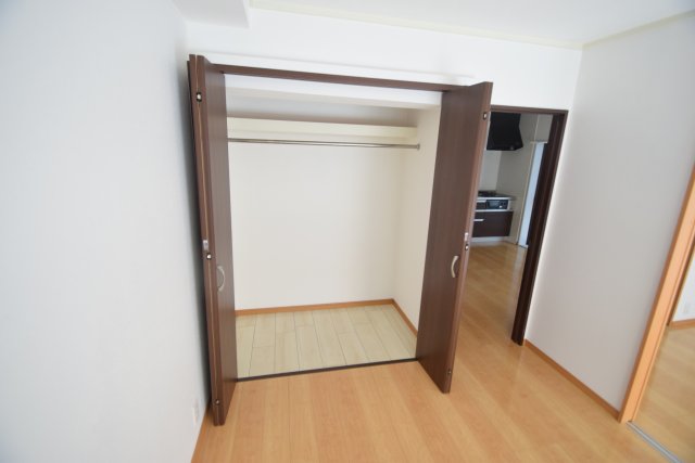 収納　クローゼット付き
