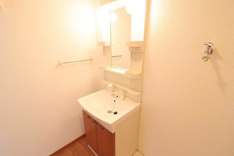 洗面設備　同型タイプ