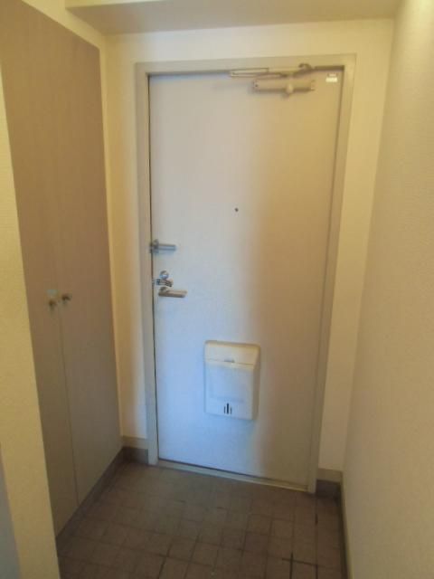 玄関　下駄箱完備の玄関