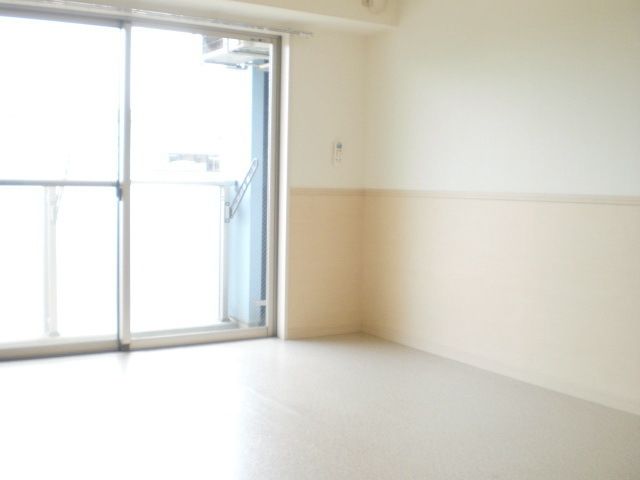 居室・リビング　★居室7.8帖★