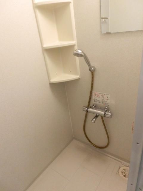 バス・シャワールーム　シャワールーム