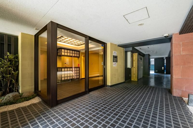 エントランス　清潔なエントランスです