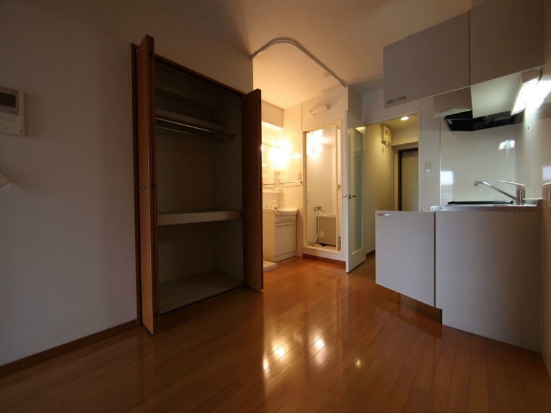 その他共有部分　ＤＫ7.2帖　収納棚付