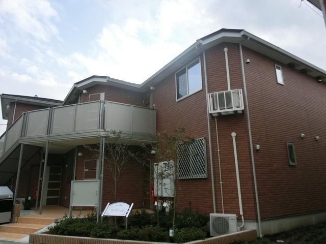 建物外観　★２０１３年１０月完成・閑静な住宅街です★