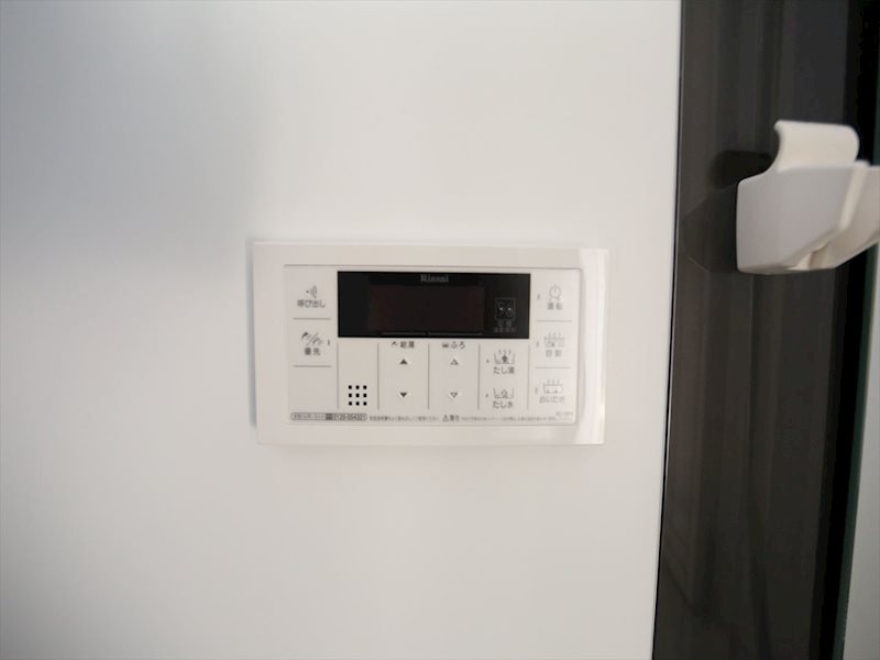 その他設備　追い焚き機能付　オートバス機能付給湯設備