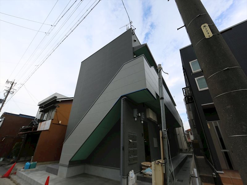 建物外観　外観　デザイナーズ　光インターネット無料