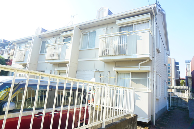 建物外観　２４時間管理でご入居中も安心してお過ごしいただけます。