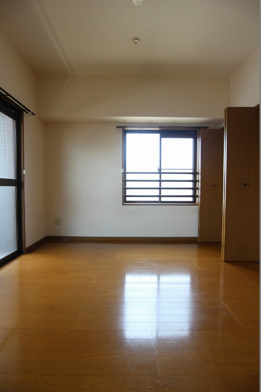 その他部屋・スペース　明るい洋室です