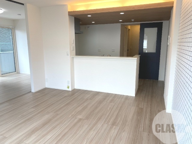 居室・リビング　カウンターキッチンです♪