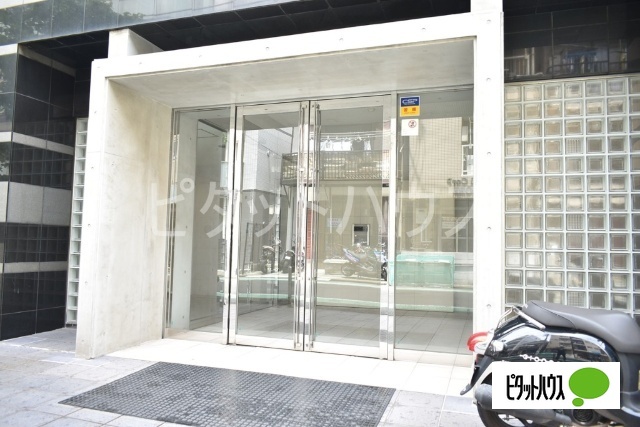 エントランス　エントランス