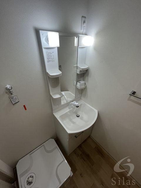 洗面設備　同仕様