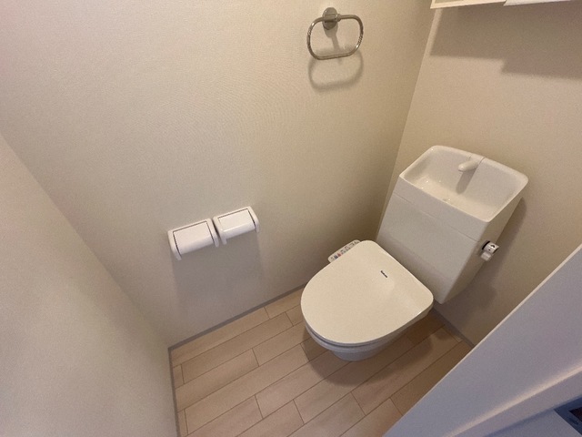 トイレ　シャワー付トイレ