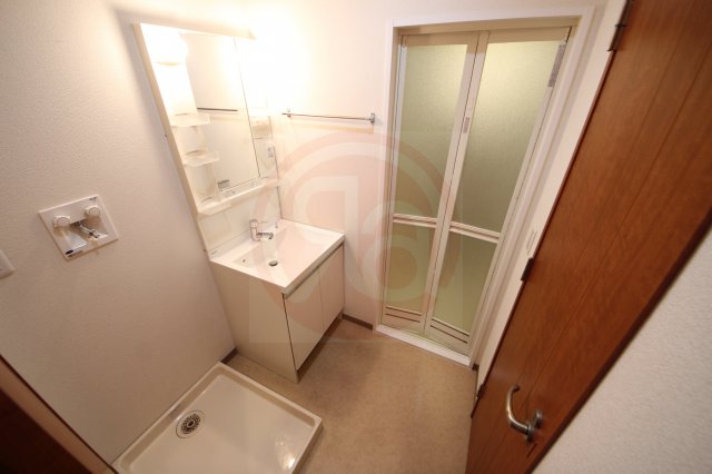 洗面設備　広い洗面スペース