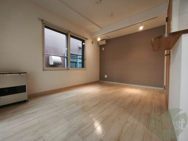 居室・リビング　広くてキレイなお部屋が広がっていて、充実した生活が送れそう。