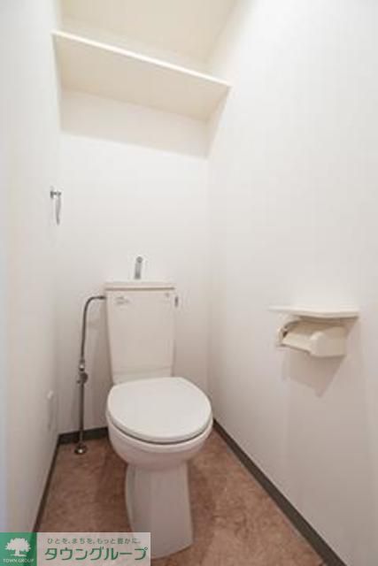 トイレ　※写真は同タイプ住戸です。