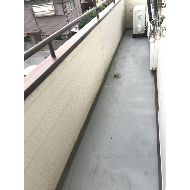 バルコニー　同タイプ・別部屋画像