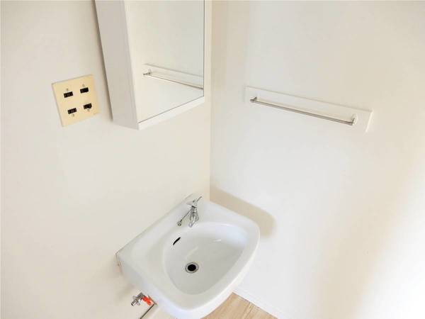 洗面設備　ビレッジハウスの同一物件・同一タイプの間取りの写真です